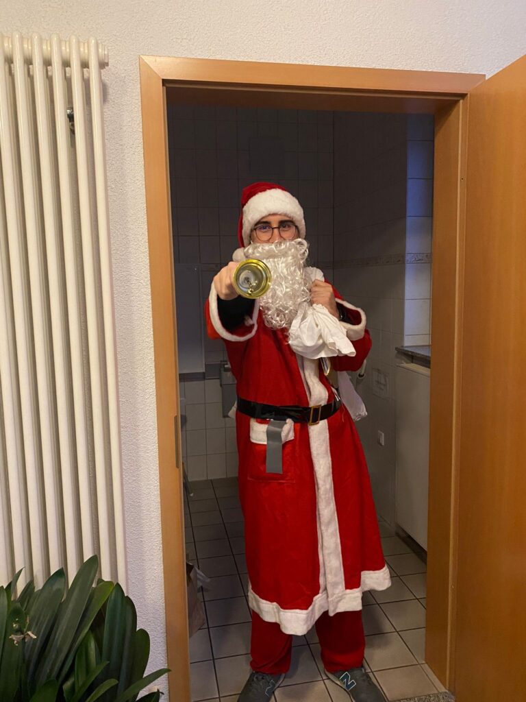 23423616-f7a0-429f-9d2a-184364e3b673